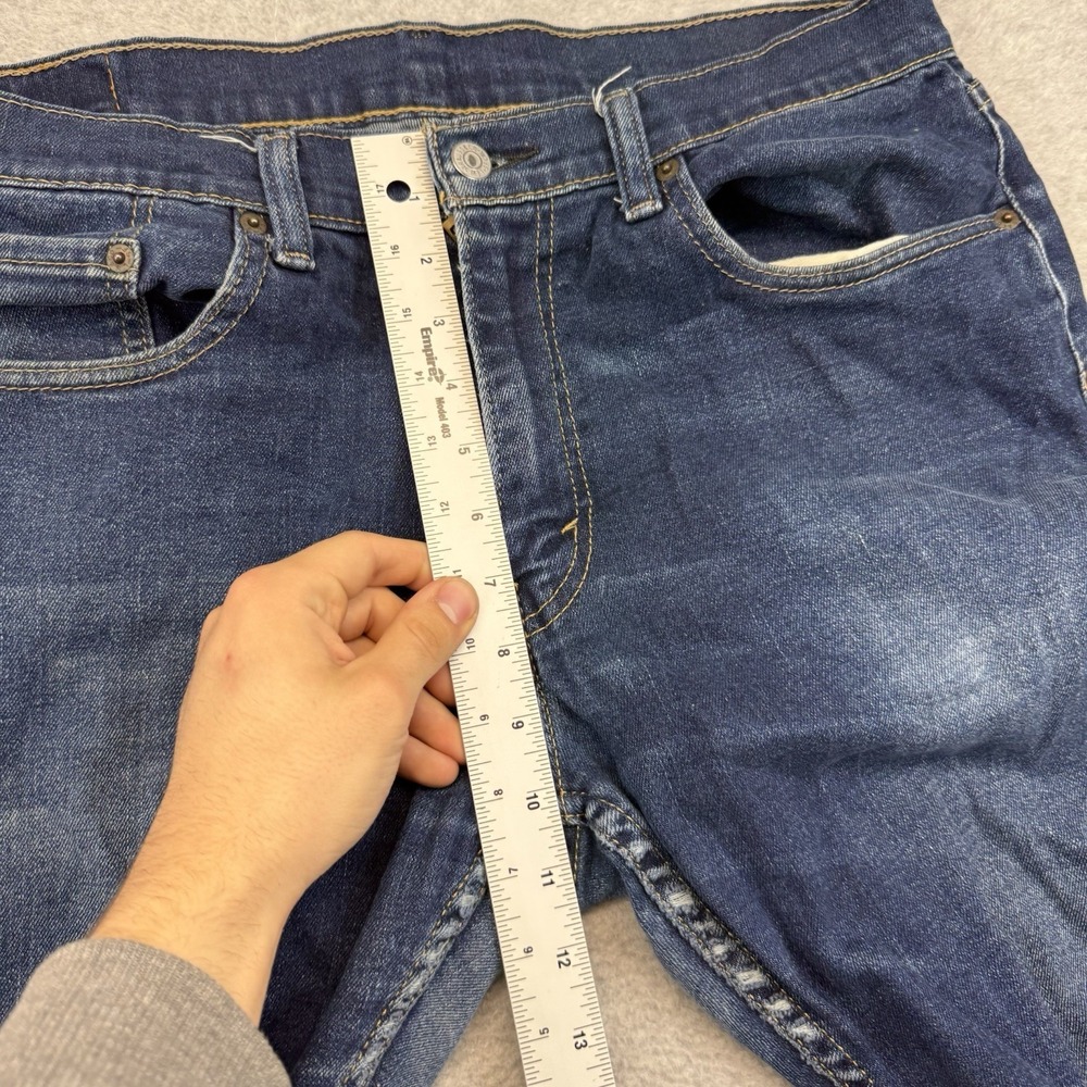 Men's Levi's 559 Relaxed Straight Leg Blue Jeans Men's 34x32 Stretch Denim - Picture 3 of 14